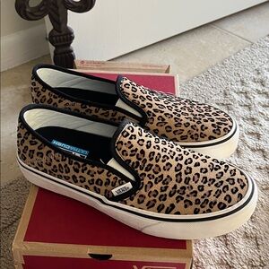 Vans Slip On Sf Leopard Print Shoes Women's Size 10 Men’s 8.5 Casual Sneakers